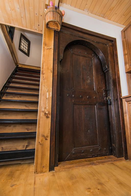 The Lion'S Residence Veliko Tŭrnovo Exterior photo