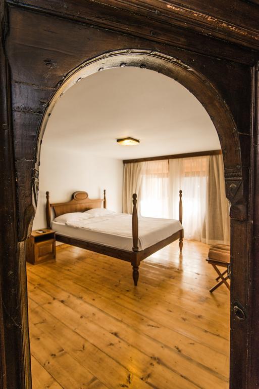 The Lion'S Residence Veliko Tŭrnovo Exterior photo